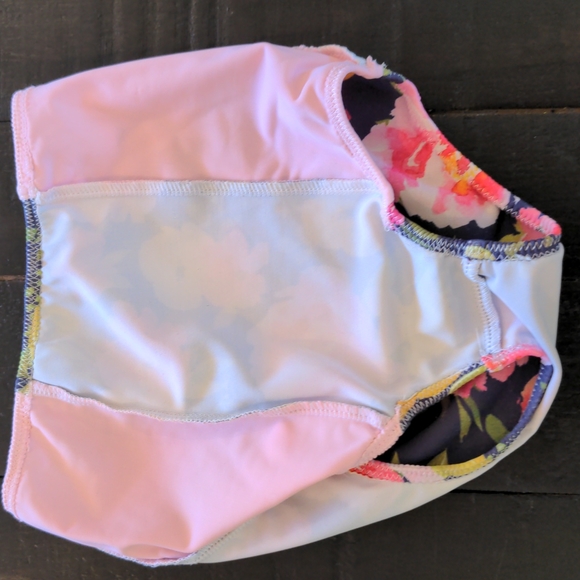 2 piece floral swimsuit - Picture 7 of 7